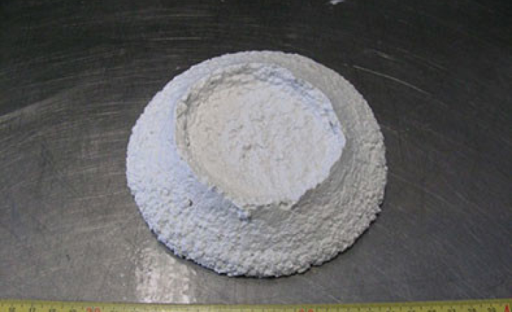 Saint-Gobain的设计，制造和分发高性能，并为增长，能源效率和环境保护的挑战建立创新的解决方案新万博水晶宫。